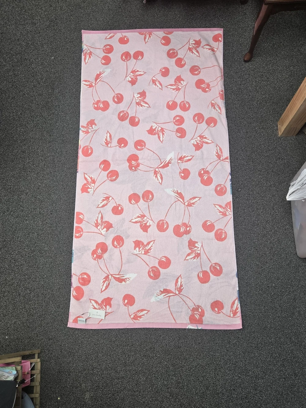 Vera Bradley Double Sided Beach Towel Rosy Garden Picnic